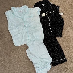 2 sets of pjs